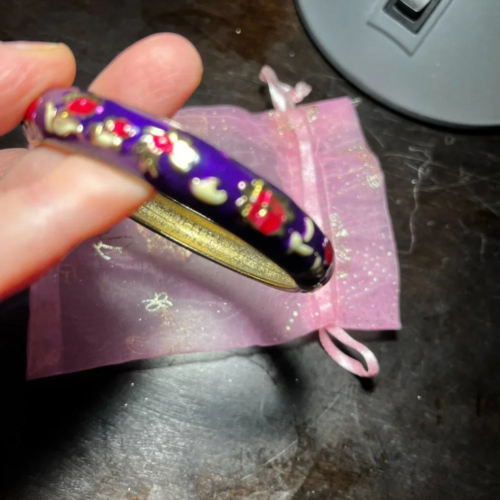Bangle Bracelet with Butterflies‎ (wa/x)